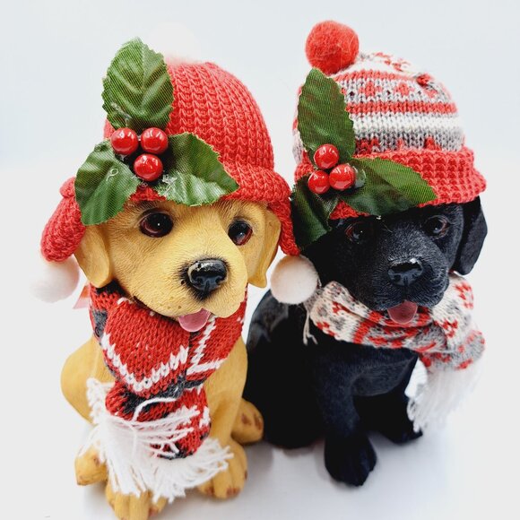 Pair of Resin Winter Holiday Golden Lab and Black Lab Puppies Figures - Picture 4 of 7